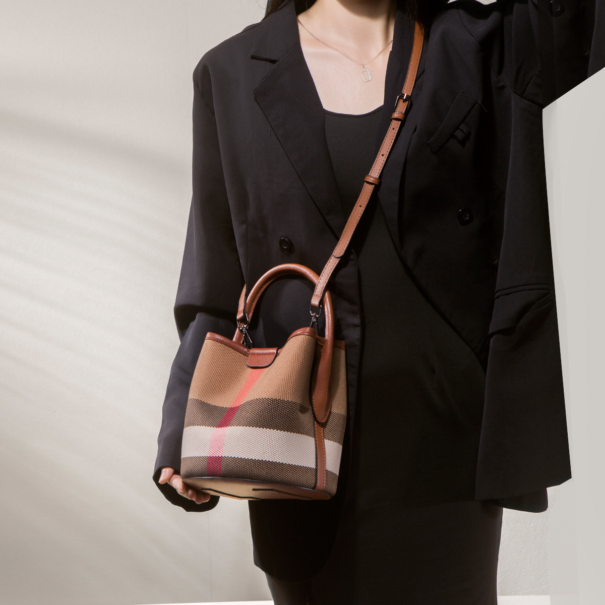 Bolsa de Fraldas Minimalista d - Leather Work Womens Backpack avaliação e preço