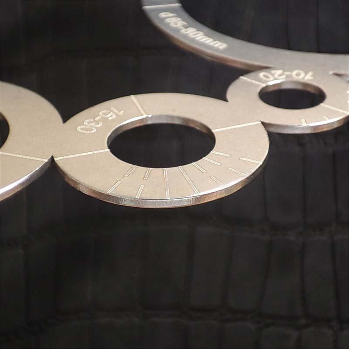 Régua de Corte de Canto para T - Leatherwork Ruler avaliação e preço