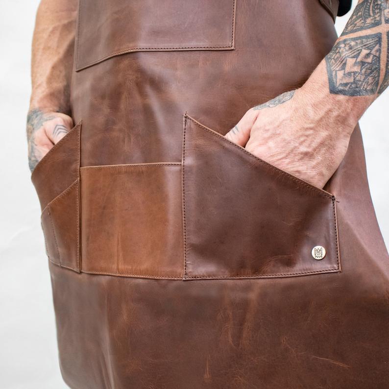 Avental de trabalho casual em  - Leatherwork Tattoo avaliação e preço